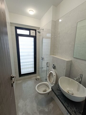 Master Bedroom in 1 BHK Apartment at Platinum Casa Millennia, Andheri West – for Rent