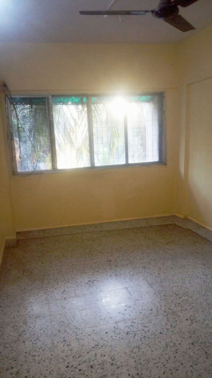 1 BHK 450 Sq.Ft. Apartment in Rachna CHS