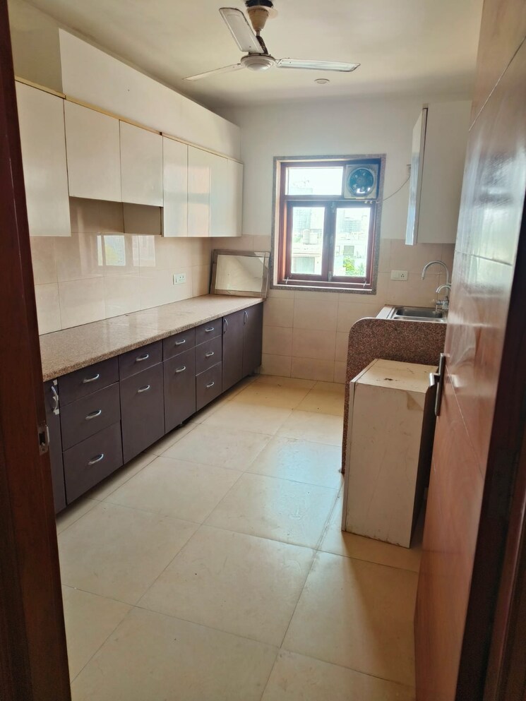 Kitchen, eros-rosewood-city 4 Bedroom 3200 Sq.Ft. Apartment In Sector 49 Gurgaon 8792455