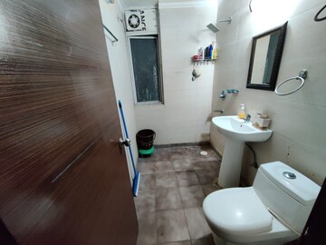 Bathroom in 2 BHK Builder Floor at Vasundhara Sector 5 – for Rent