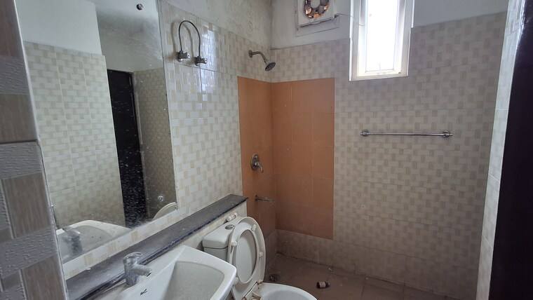 Bathroom, ansal-housing-woodbury 2 Bedroom 1200 Sq.Ft. Apartment In Patiala Road Zirakpur 8792474
