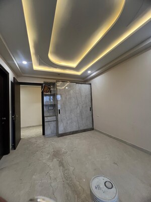 Room in 5 BHK Builder Floor at Rajendra Nagar – for Sale