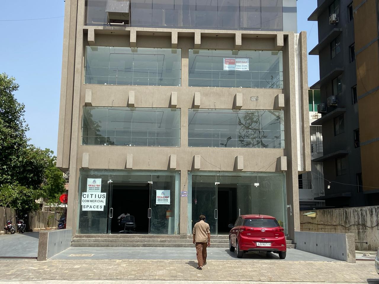 Office Space For Sale in Navrangpura