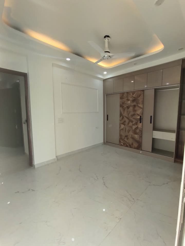 3 BHK Builder Floor For Rent in Saket
