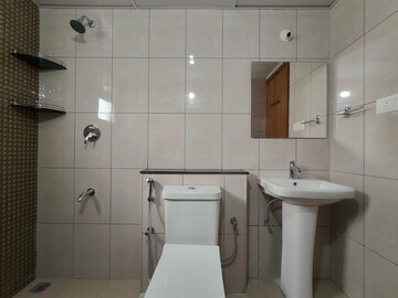 Bathroom in 3 BHK Apartment at Prestige Finsbury Park Regent, Bagaluru – for Rent