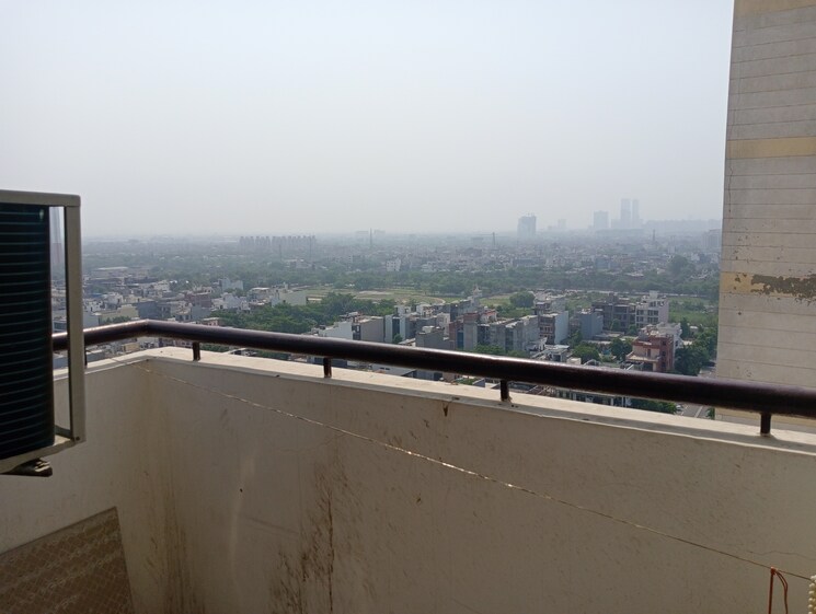 Swimming Pool, divine-meadows 2.5 Bedroom 1227 Sq.Ft. Apartment In Sector 108 Noida 8792478