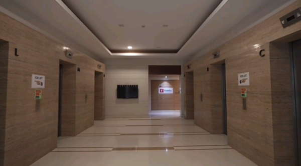 Office Space For Rent in Peninsula Business Park