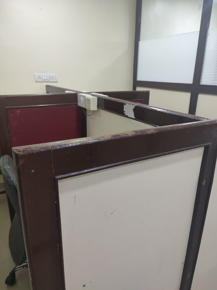 Team Area, mahaavir-the-landmark Commercial Office Space 1150 Sq.Ft. In Kharghar Sector 7 Navi Mumbai 8792457