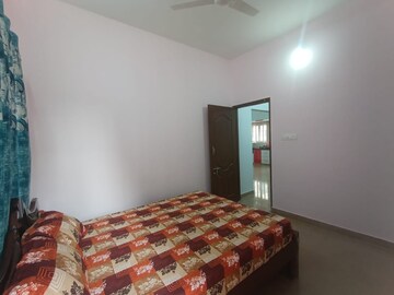 Bedroom in 2 BHK Apartment at Hoodi – for Rent