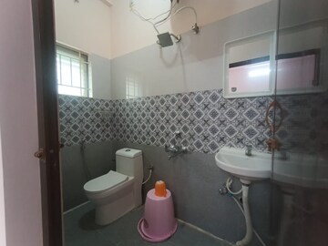 Bathroom in 2 BHK Apartment at Hoodi – for Rent