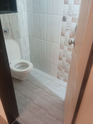 Bathroom in 2 BHK Apartment at Solitaire Heights, Malad West – for Rent