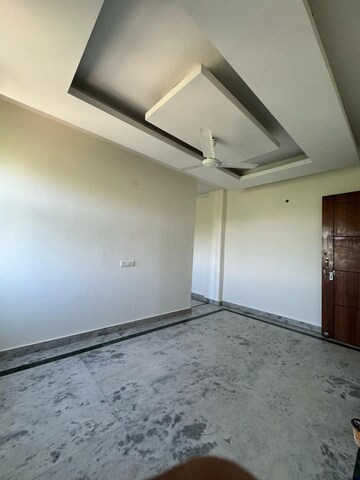 Room in 2 BHK Apartment at Saket – for Rent