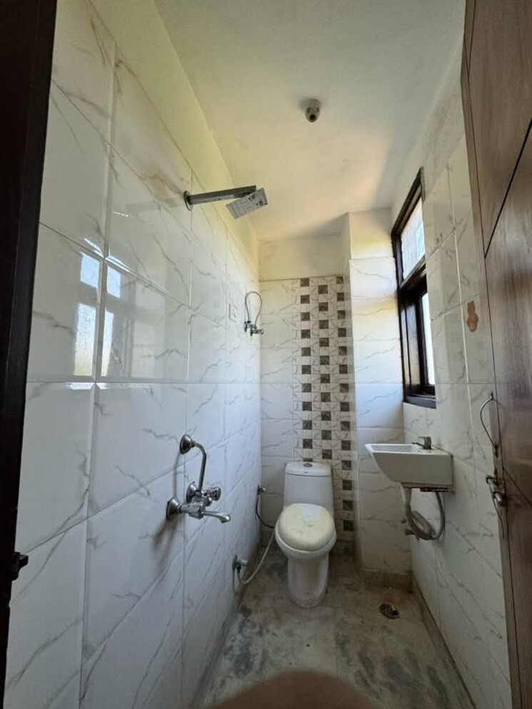 Bathroom, saket 2 Bedroom 1200 Sq.Ft. Apartment In Saket Delhi 8792542