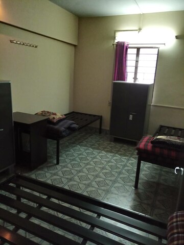 Room in  Pg at Bhusari Colony – for Rent
