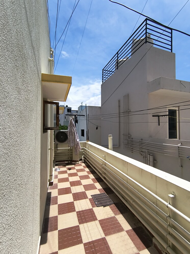 Balcony, singasandra 1 Bedroom 555 Sq.Ft. Builder Floor In Singasandra Bangalore 8792573