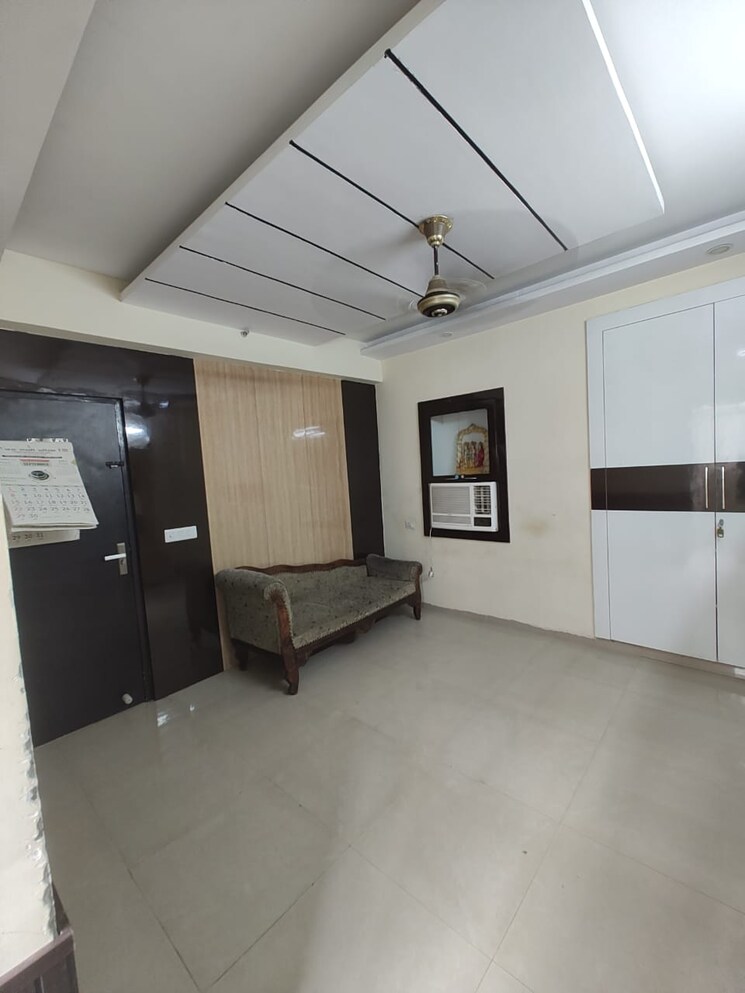 Room, shri-radha-sky-gardens 3 Bedroom 1465 Sq.Ft. Apartment In Sector 16b Greater Noida Greater Noida 8792625