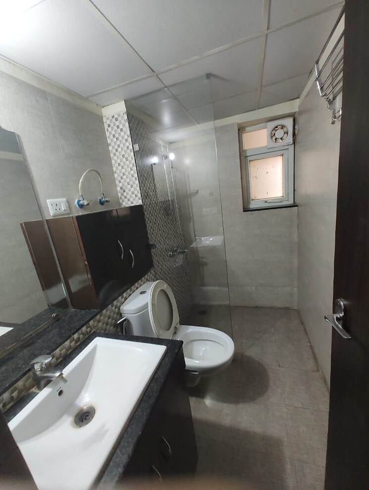 Kitchen, shri-radha-sky-gardens 3 Bedroom 1465 Sq.Ft. Apartment In Sector 16b Greater Noida Greater Noida 8792625