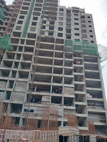 2 BHK Apartment – Exterior View View at Shikara Heights, Sion - for Sale