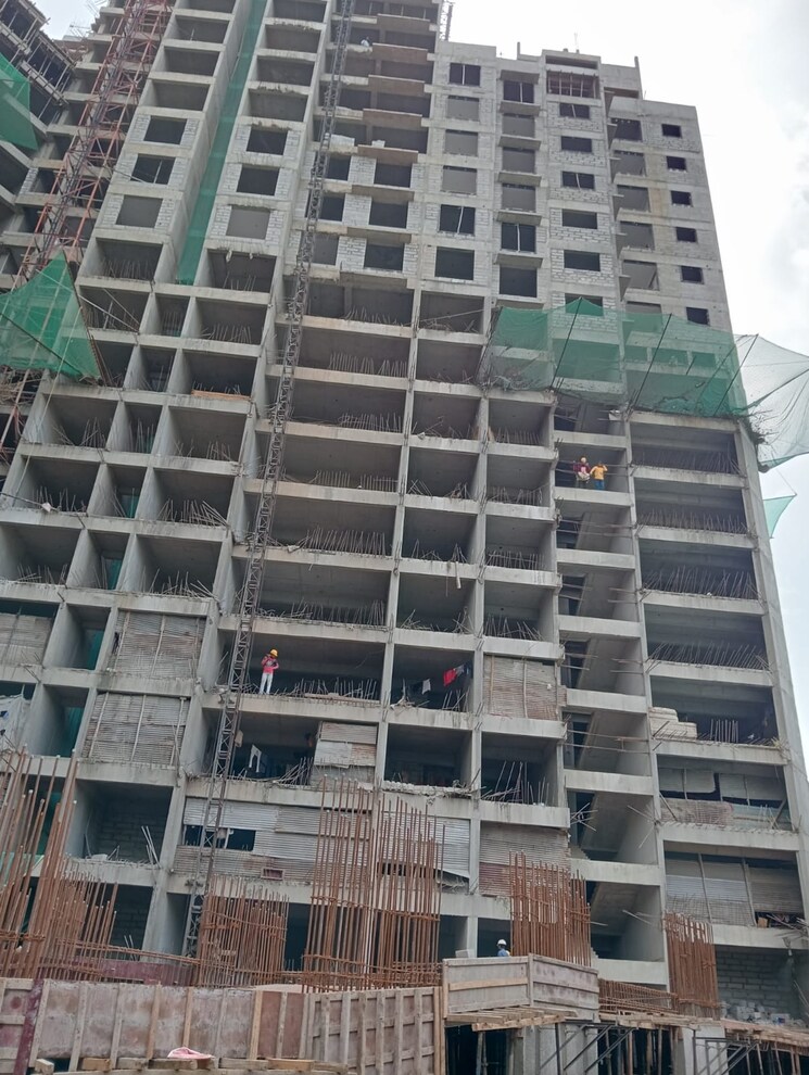 Exterior View, shikara-heights 2 Bedroom 596 Sq.Ft. Apartment In Sion Mumbai 8792598