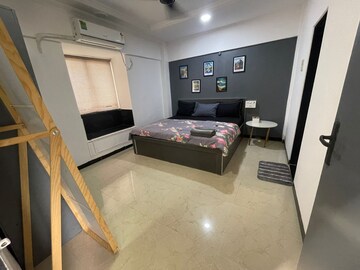 Bedroom in 2 BHK Apartment at Tarangini CHS, Andheri West – for Rent