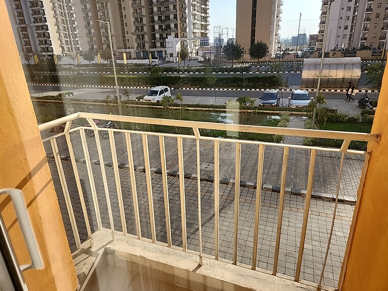 Balcony, wave-dream-homes 2 Bedroom 840 Sq.Ft. Apartment In Wave City Ghaziabad 8792644