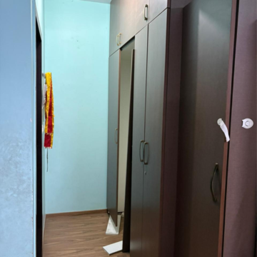 Building Lobby in 3.5 BHK Apartment at Prestige Misty Waters, Coffee Board Layout – for Rent