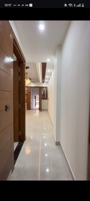Building Lobby in 6+ BHK Independent House at Vaishali Sector 2 – for Sale