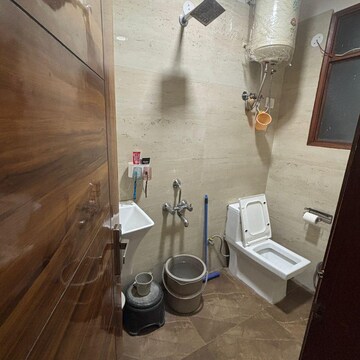 Bathroom in 1 BHK Apartment at Chattarpur – for Rent