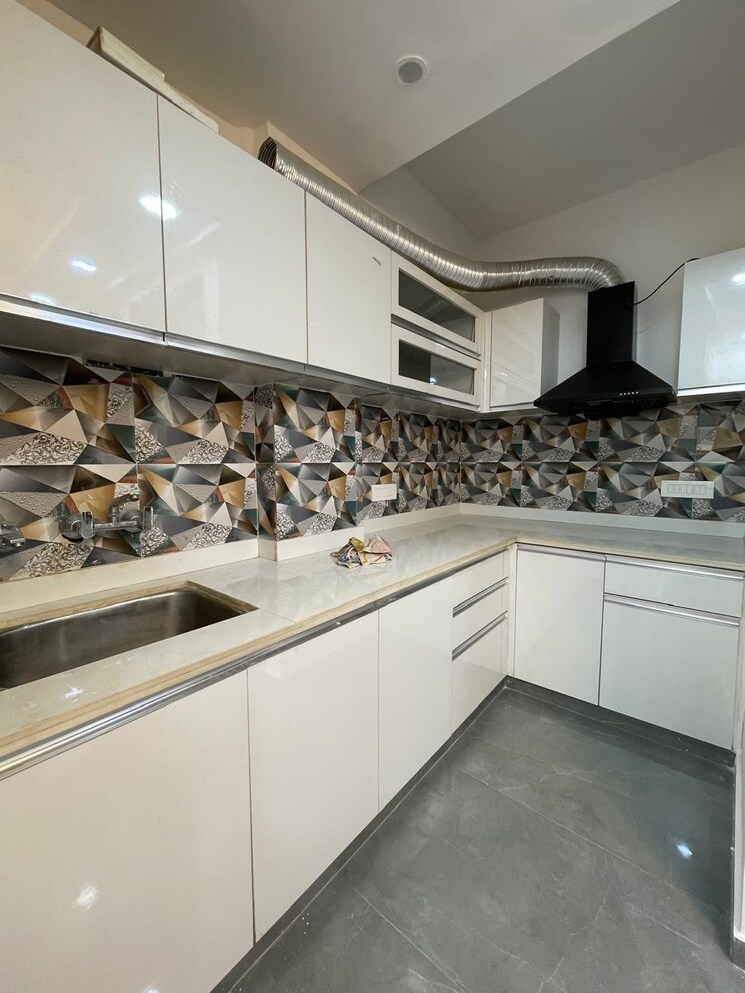 Kitchen, mahavir enclave 1 3 Bedroom 1000 Sq.Ft. Builder Floor In Mahavir Enclave 1 Delhi 8792648