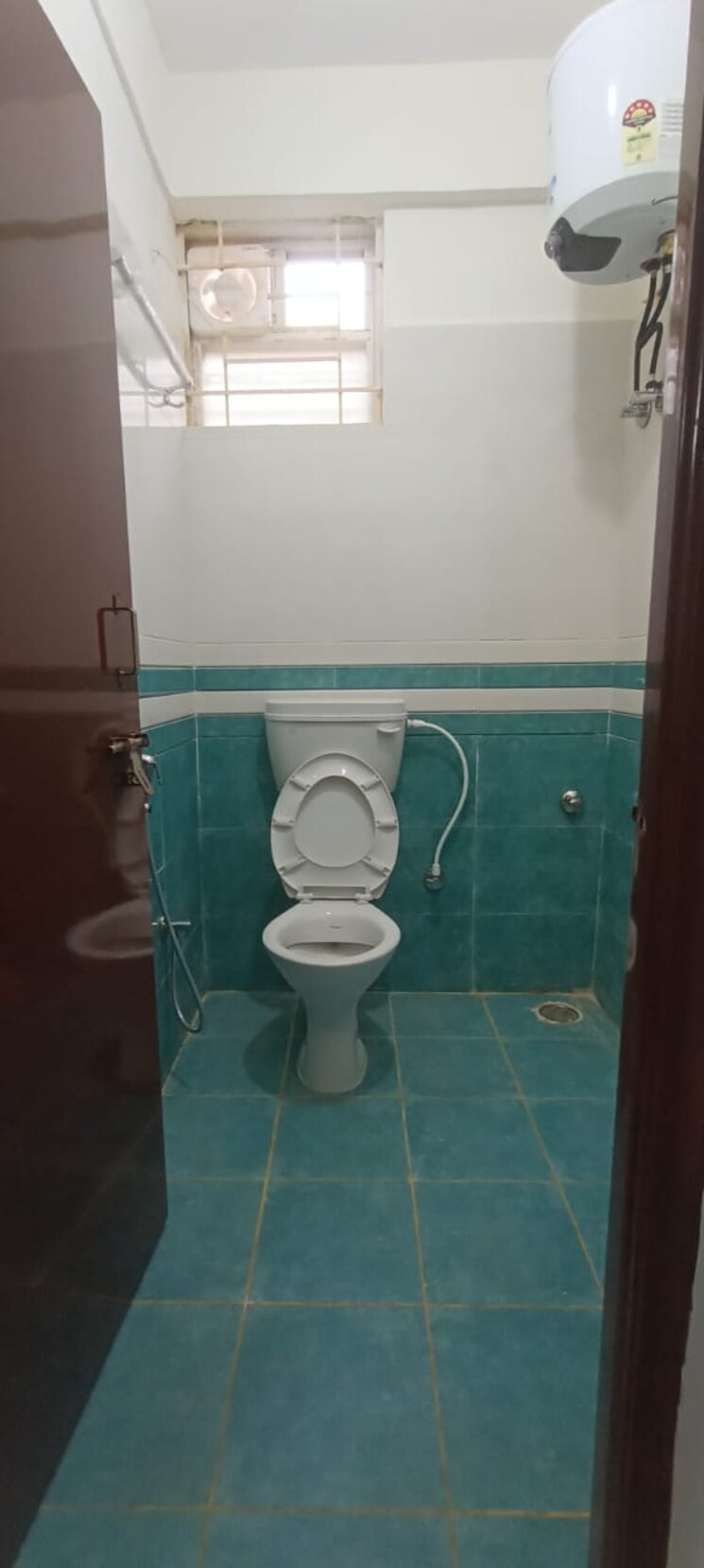 Bathroom, kadugodi 1 Bedroom 650 Sq.Ft. Apartment In Kadugodi Bangalore 8792671