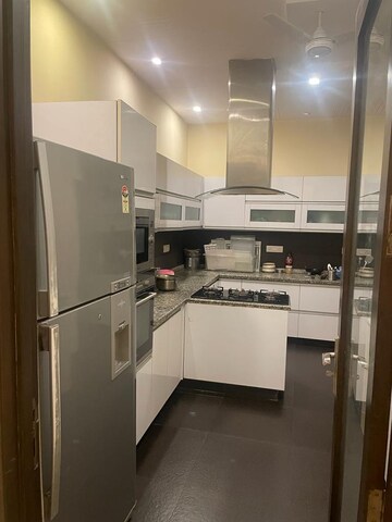 Kitchen in 3 BHK Builder Floor at DLF Atria, Dlf Phase ii – for Rent