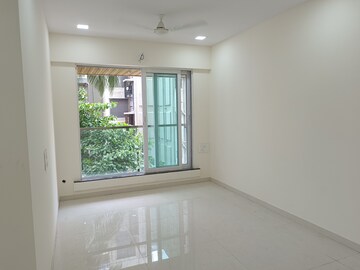 2 BHK Apartment For Rent in Jiten Apartment, Andheri West