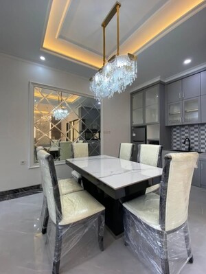 Living Room in 2.5 BHK Builder Floor at Sector 35 – for Sale