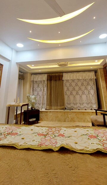 Living Room in 3 BHK Apartment at Sagar Darshan Bandra, Bandra West – for Rent