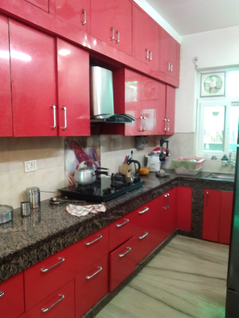 Kitchen, green fields colony 3 Bedroom 200 Sq.Ft. Builder Floor In Green Fields Colony Faridabad 8792741