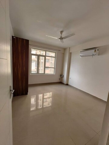 Room in 2 BHK Builder Floor at Burari – for Rent