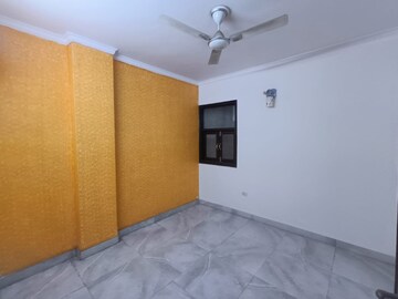 Room in 2 BHK Builder Floor at Malviya Nagar – for Sale