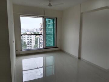 Room in 3 BHK Apartment at Jiten Apartment, Andheri West – for Rent