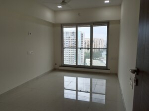 Room in 3 BHK Apartment at Jiten Apartment, Andheri West – for Rent