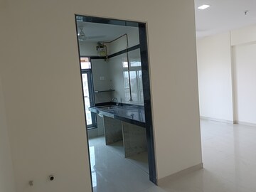 Room in 3 BHK Apartment at Jiten Apartment, Andheri West – for Rent