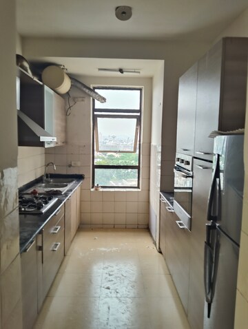 Kitchen in 2 BHK Apartment at Unitech Fresco, Sector 50 – for Rent