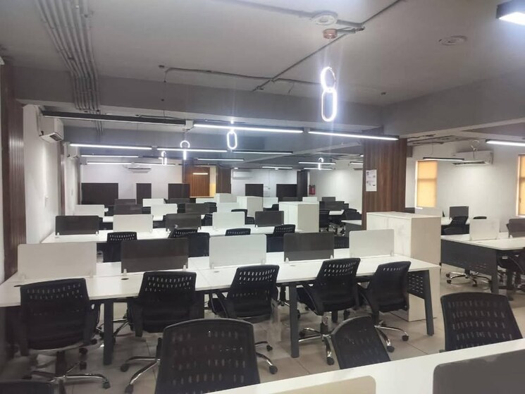 Team Area, scheme no 140 Commercial Office Space 1800 Sq.Ft. In Scheme No 140 Indore 8792721