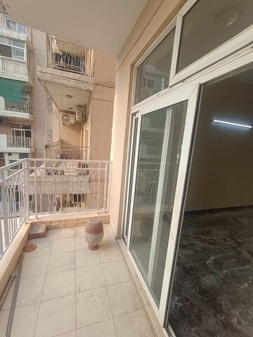 Balcony in 2.5 BHK Apartment at Mahagun Mywoods, Sector 16c Greater Noida – for Rent