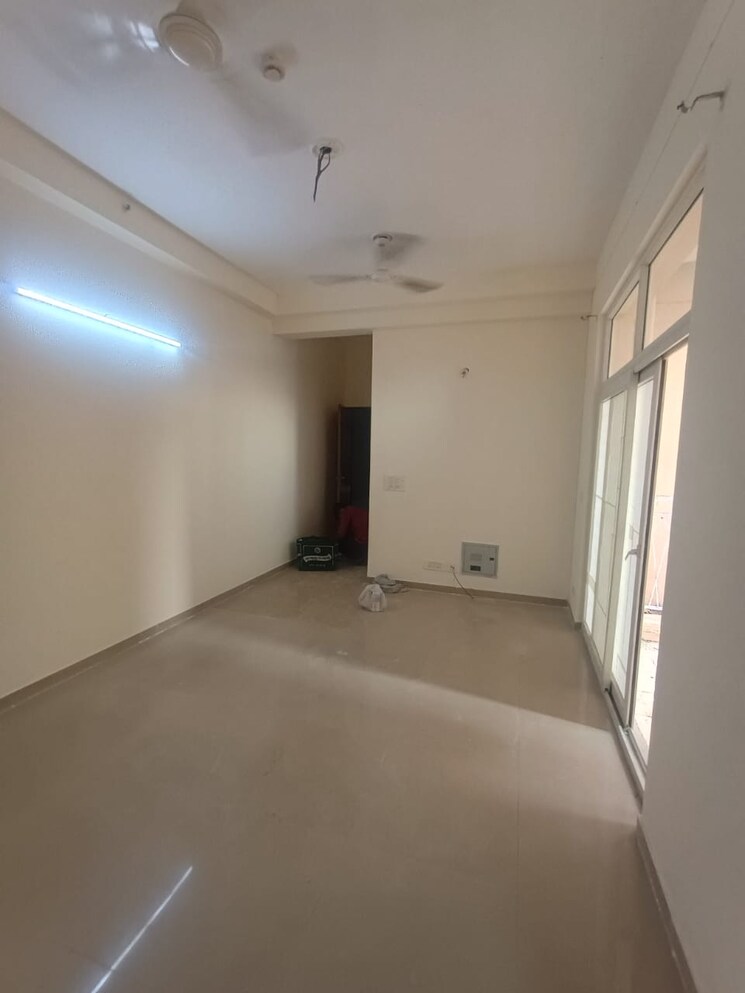 Room, mahagun-mywoods 2.5 Bedroom 1290 Sq.Ft. Apartment In Sector 16c Greater Noida Greater Noida 8792902