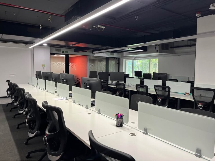 Team Area, scheme no 140 Commercial Office Space 2000 Sq.Ft. In Scheme No 140 Indore 8792897