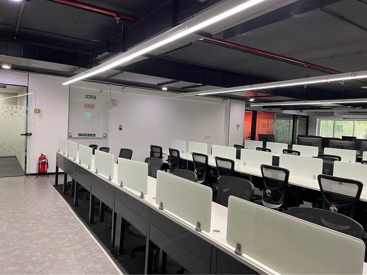 Team Area, scheme no 140 Commercial Office Space 2000 Sq.Ft. In Scheme No 140 Indore 8792897