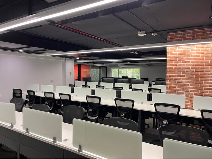 Team Area, scheme no 140 Commercial Office Space 2000 Sq.Ft. In Scheme No 140 Indore 8792897