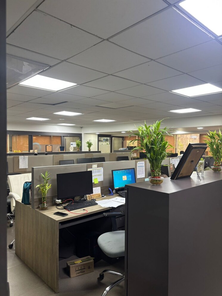 Team Area, mahesh-kamala-spaces Commercial Office Space 1480 Sq.Ft. In Santacruz West Mumbai 8792885