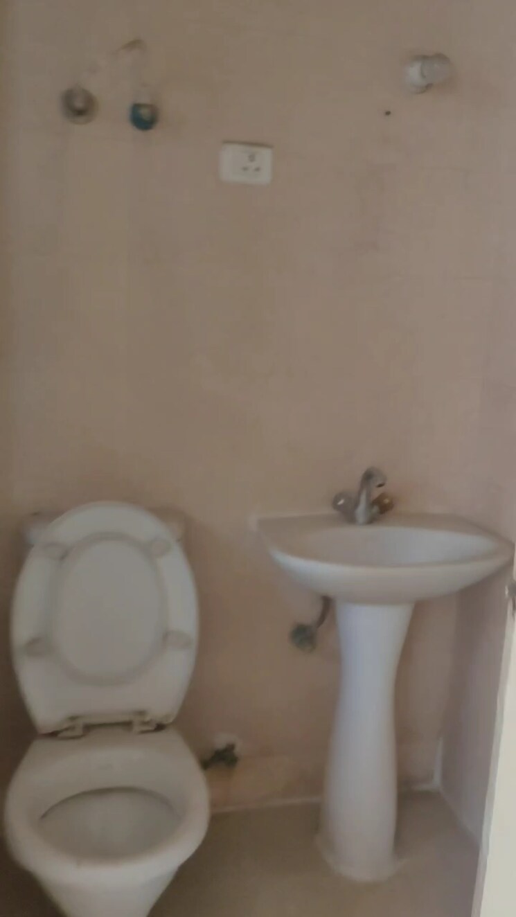 Bathroom, habitech-panch-tatva 2.5 Bedroom 1195 Sq.Ft. Apartment In Tech Zone 4 Greater Noida Greater Noida 8792934