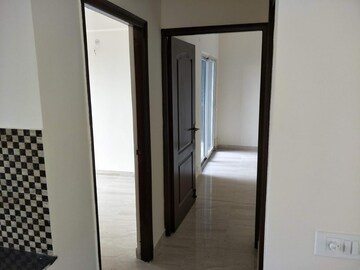 Room in 3 BHK Apartment at Saviour Park, Mohan Nagar – for Rent
